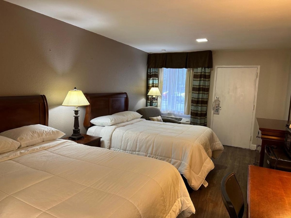 Room image 2